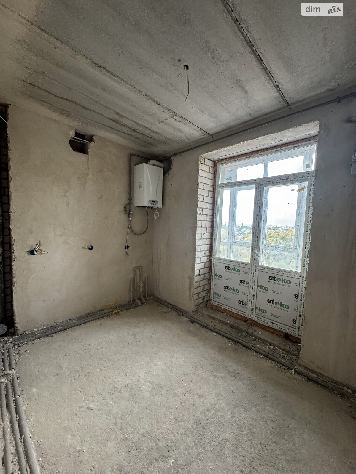 Продажа трехкомнатной квартиры в Чернигове, на ул. Василия Стуса 33, район Деснянский фото 1 Продажа трехкомнатной квартиры в Чернигове, на ул. Василия Стуса 33, район Деснянский фото 1