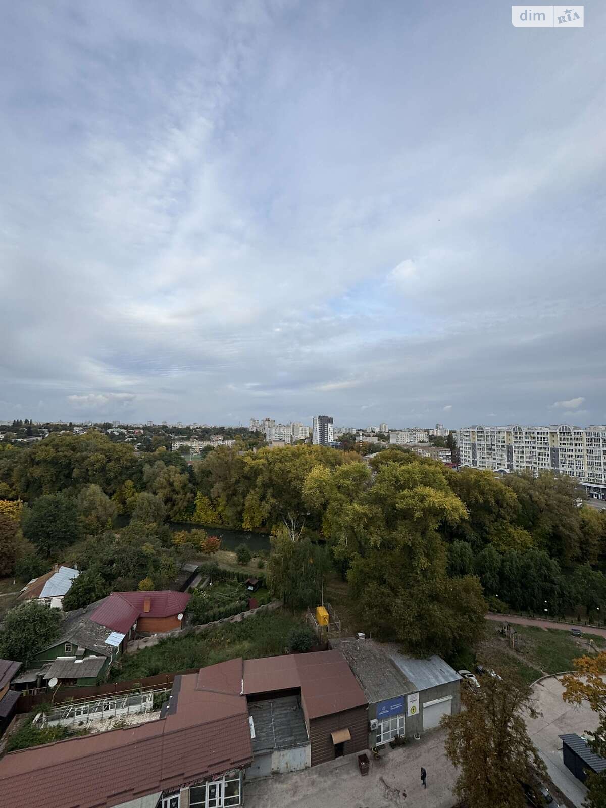 Продажа трехкомнатной квартиры в Чернигове, на ул. Василия Стуса 33, район Деснянский фото 1 Продажа трехкомнатной квартиры в Чернигове, на ул. Василия Стуса 33, район Деснянский фото 1