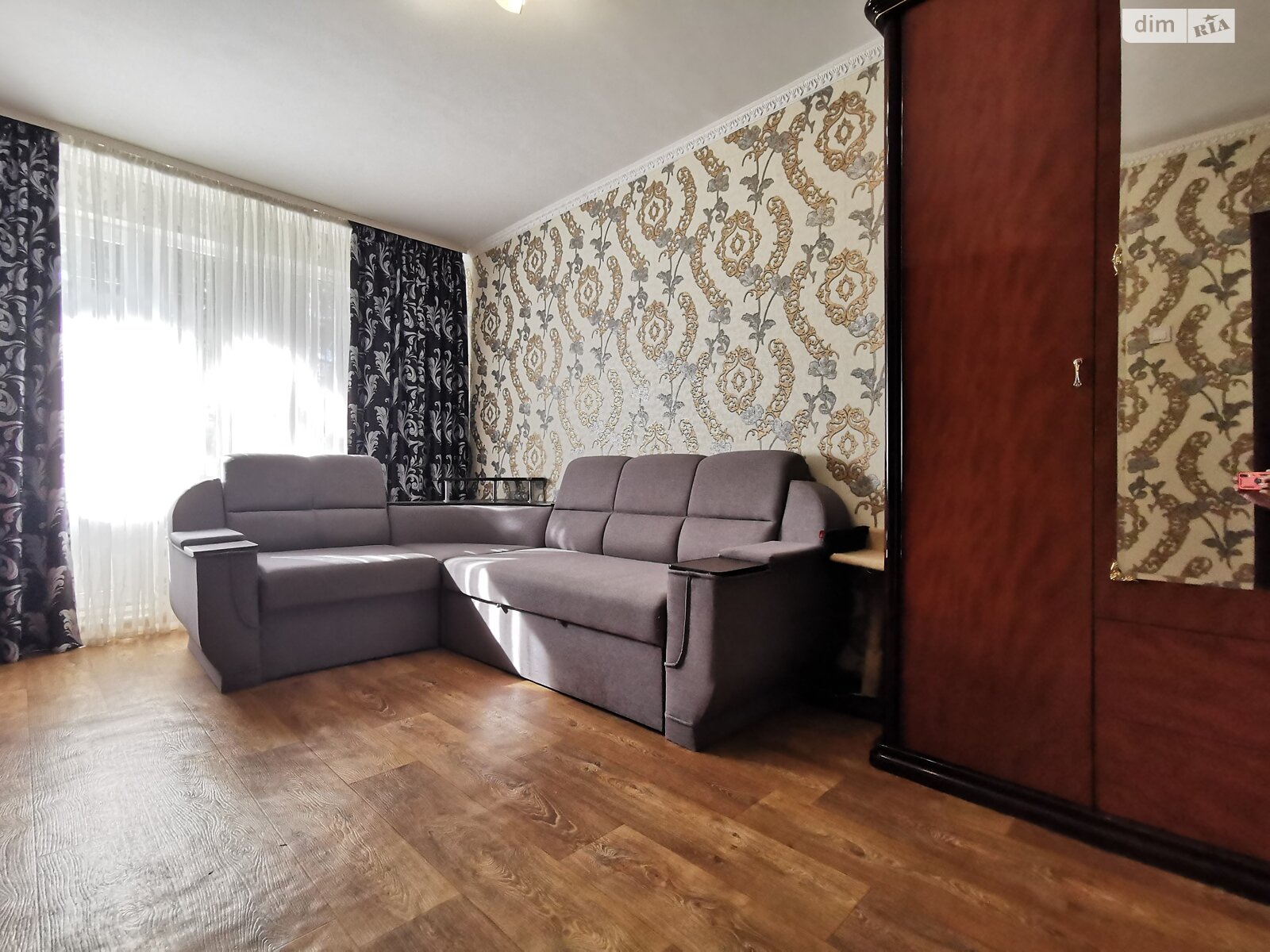 Продаж двокімнатної квартири в Чернігові, на вул. Захисників України 13Б, район Деснянський фото 1 Продаж двокімнатної квартири в Чернігові, на вул. Захисників України 13Б, район Деснянський фото 1