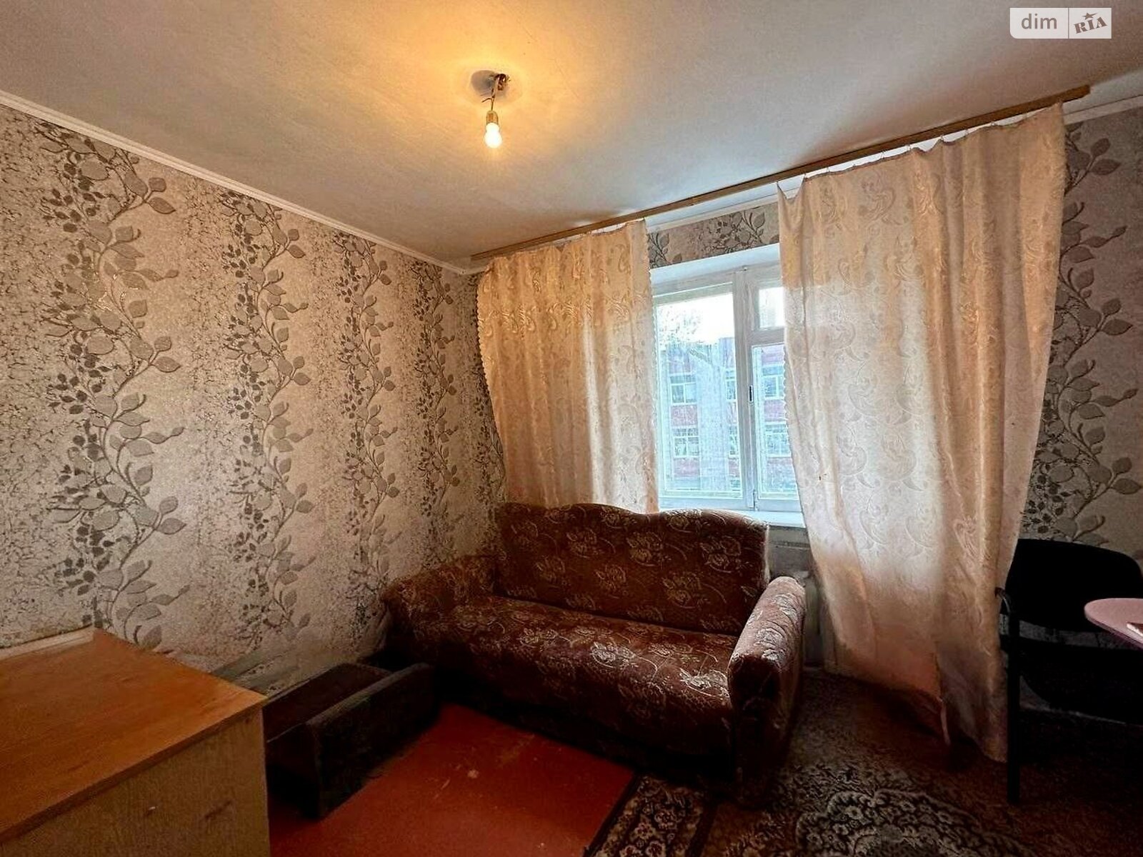 Продаж трикімнатної квартири в Чернігові, на вул. Захисників України 17, район Деснянський фото 1