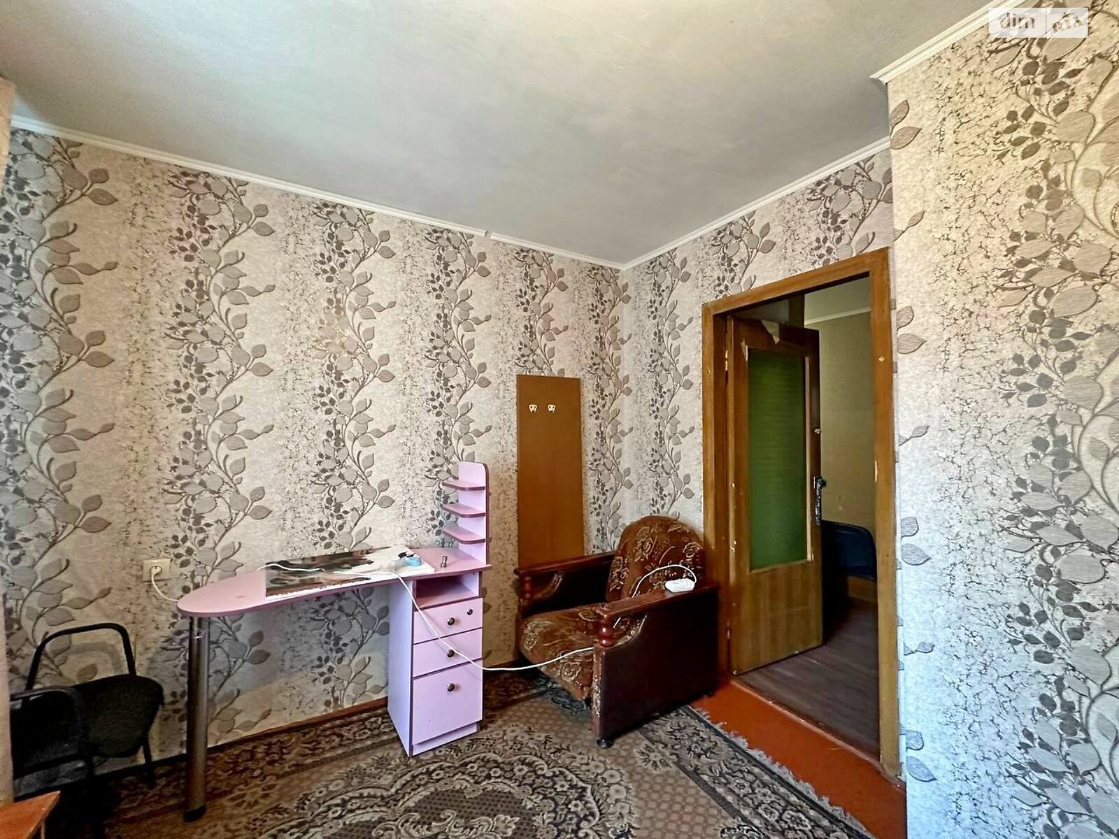 Продаж трикімнатної квартири в Чернігові, на вул. Захисників України 17, район Деснянський фото 1