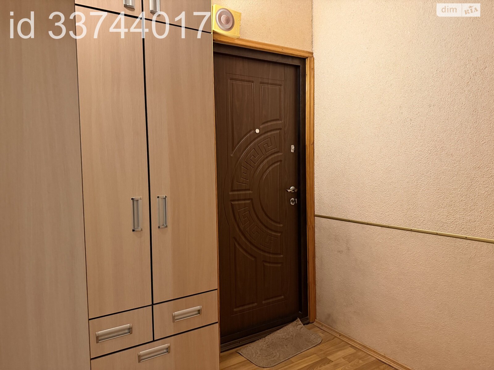 Продажа трехкомнатной квартиры в Чернигове, на ул. Защитников Украины, район Деснянский фото 1