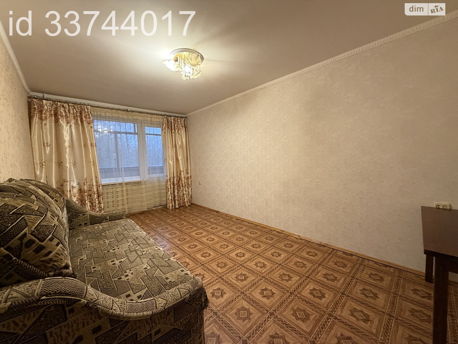 Продажа трехкомнатной квартиры в Чернигове, на ул. Защитников Украины, район Деснянский фото 1