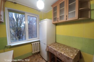 Продажа трехкомнатной квартиры в Чернигове, на ул. Защитников Украины, район Деснянский фото 2