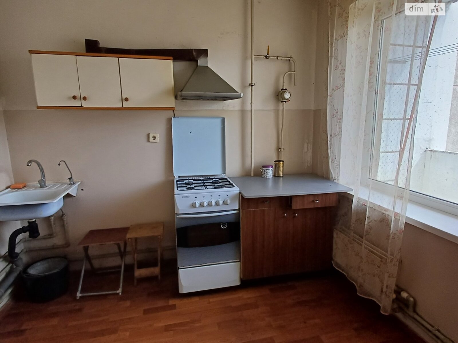 Продаж однокімнатної квартири в Чернігові, на вул. Курсанта Єськова 4, район Єськов фото 1 Продаж однокімнатної квартири в Чернігові, на вул. Курсанта Єськова 4, район Єськов фото 1