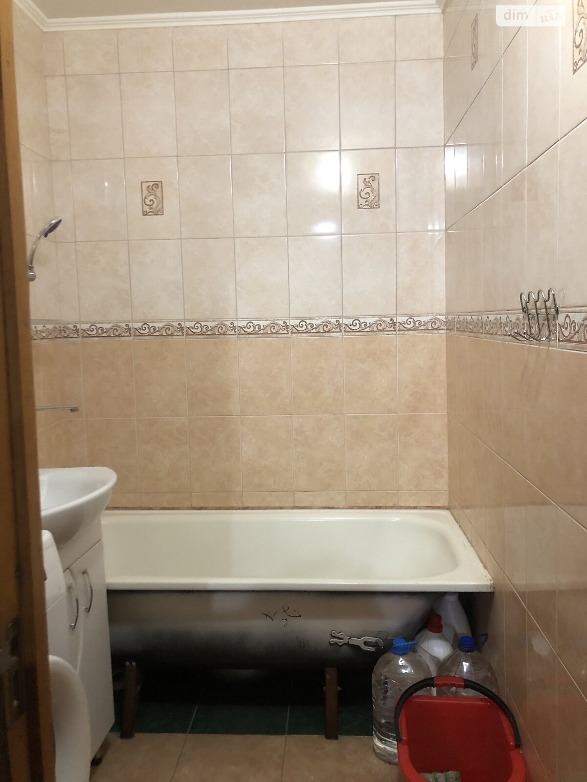 Продажа трехкомнатной квартиры в Чернигове, на ул. Курсанта Еськова 8, район Еськов фото 1