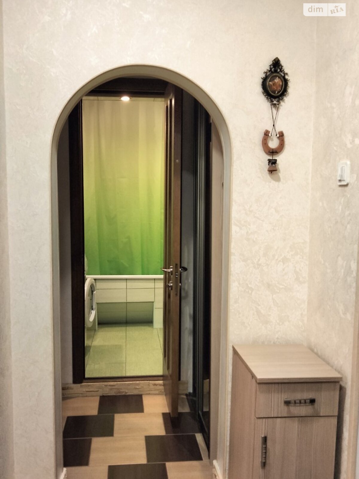 Продаж двокімнатної квартири в Чернігові, на вул. Курсанта Єськова, район Єськов фото 1 Продаж двокімнатної квартири в Чернігові, на вул. Курсанта Єськова, район Єськов фото 1