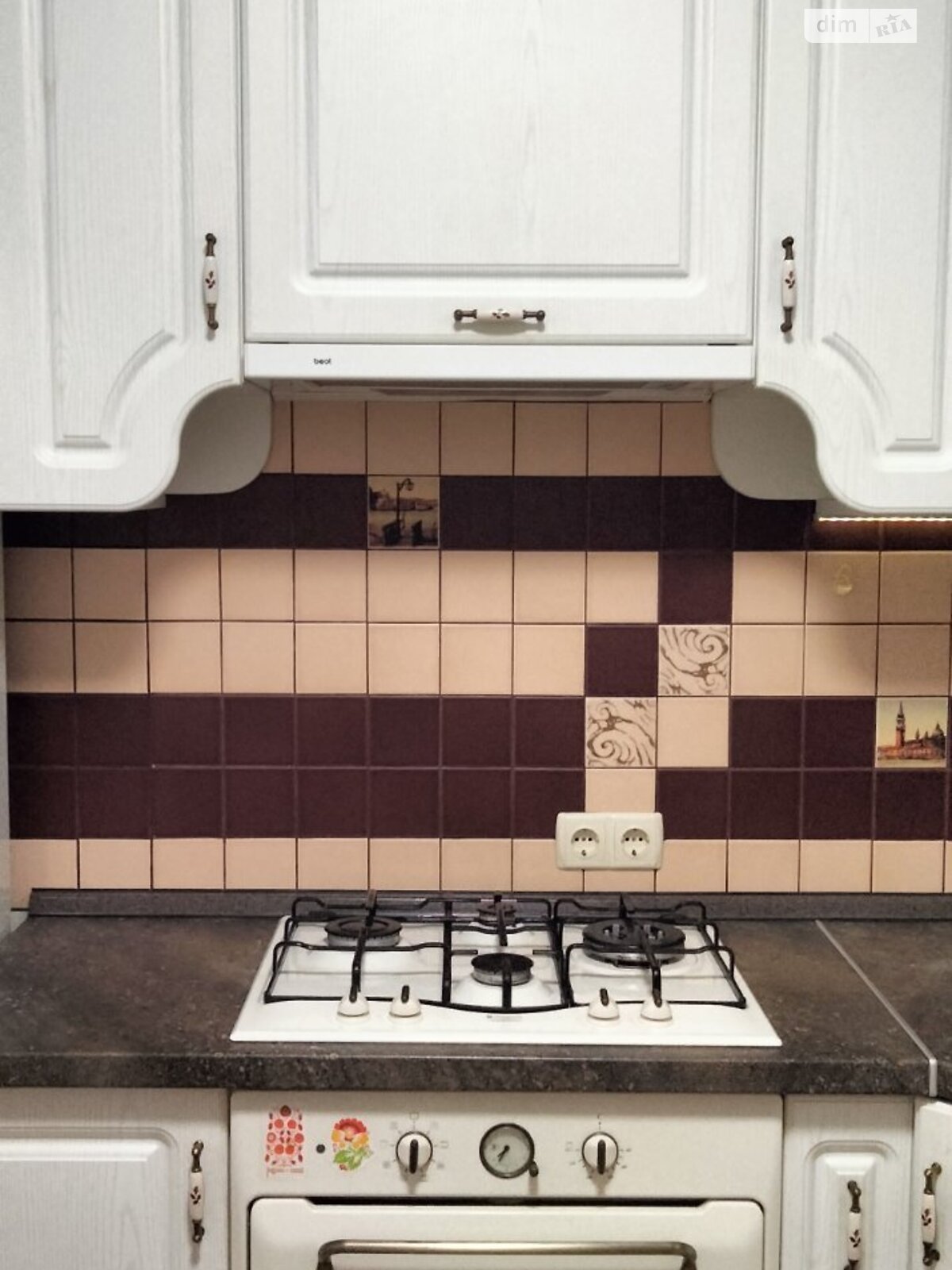 Продаж двокімнатної квартири в Чернігові, на вул. Курсанта Єськова, район Єськов фото 1 Продаж двокімнатної квартири в Чернігові, на вул. Курсанта Єськова, район Єськов фото 1