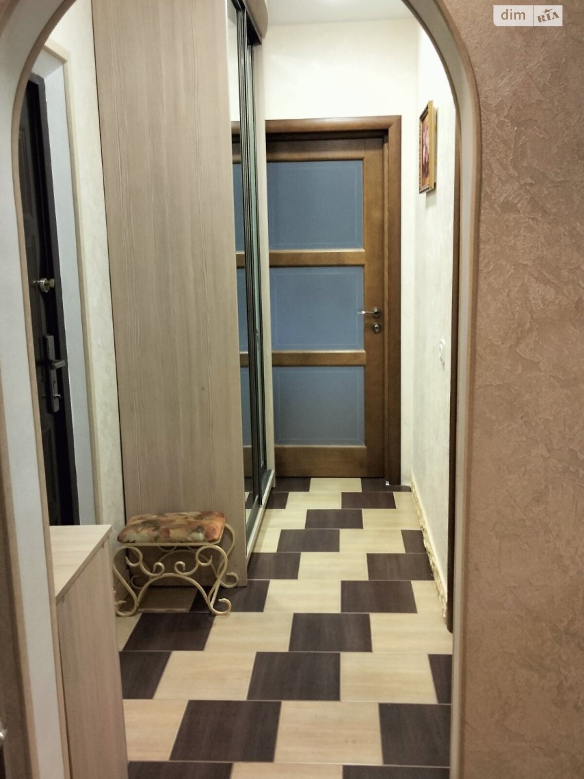 Продаж двокімнатної квартири в Чернігові, на вул. Курсанта Єськова, район Єськов фото 1 Продаж двокімнатної квартири в Чернігові, на вул. Курсанта Єськова, район Єськов фото 1