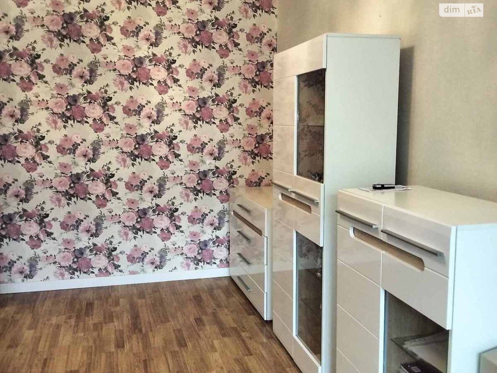 Продаж двокімнатної квартири в Чернігові, на вул. Курсанта Єськова, район Єськов фото 1 Продаж двокімнатної квартири в Чернігові, на вул. Курсанта Єськова, район Єськов фото 1