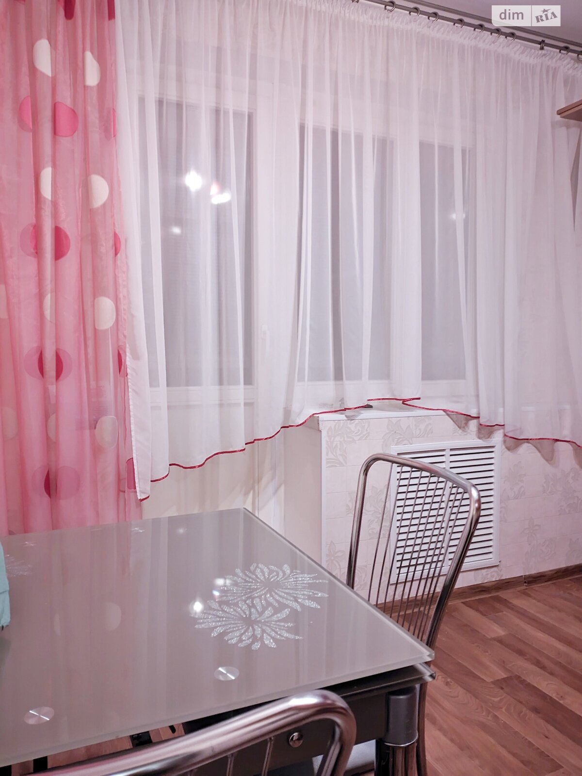 Продаж двокімнатної квартири в Чернігові, на вул. Курсанта Єськова 8А, район Єськов фото 1