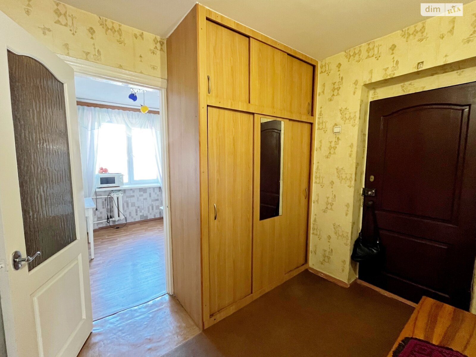 Продаж трикімнатної квартири в Чернігові, на вул. Богуна Івана 54, район Градецький фото 1 Продаж трикімнатної квартири в Чернігові, на вул. Богуна Івана 54, район Градецький фото 1