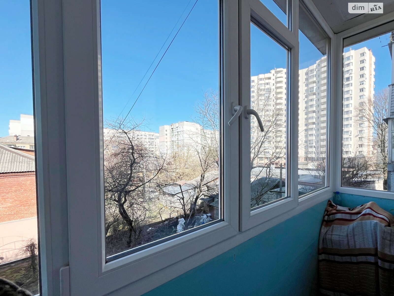 Продаж трикімнатної квартири в Чернігові, на вул. Богуна Івана 54, район Градецький фото 1 Продаж трикімнатної квартири в Чернігові, на вул. Богуна Івана 54, район Градецький фото 1