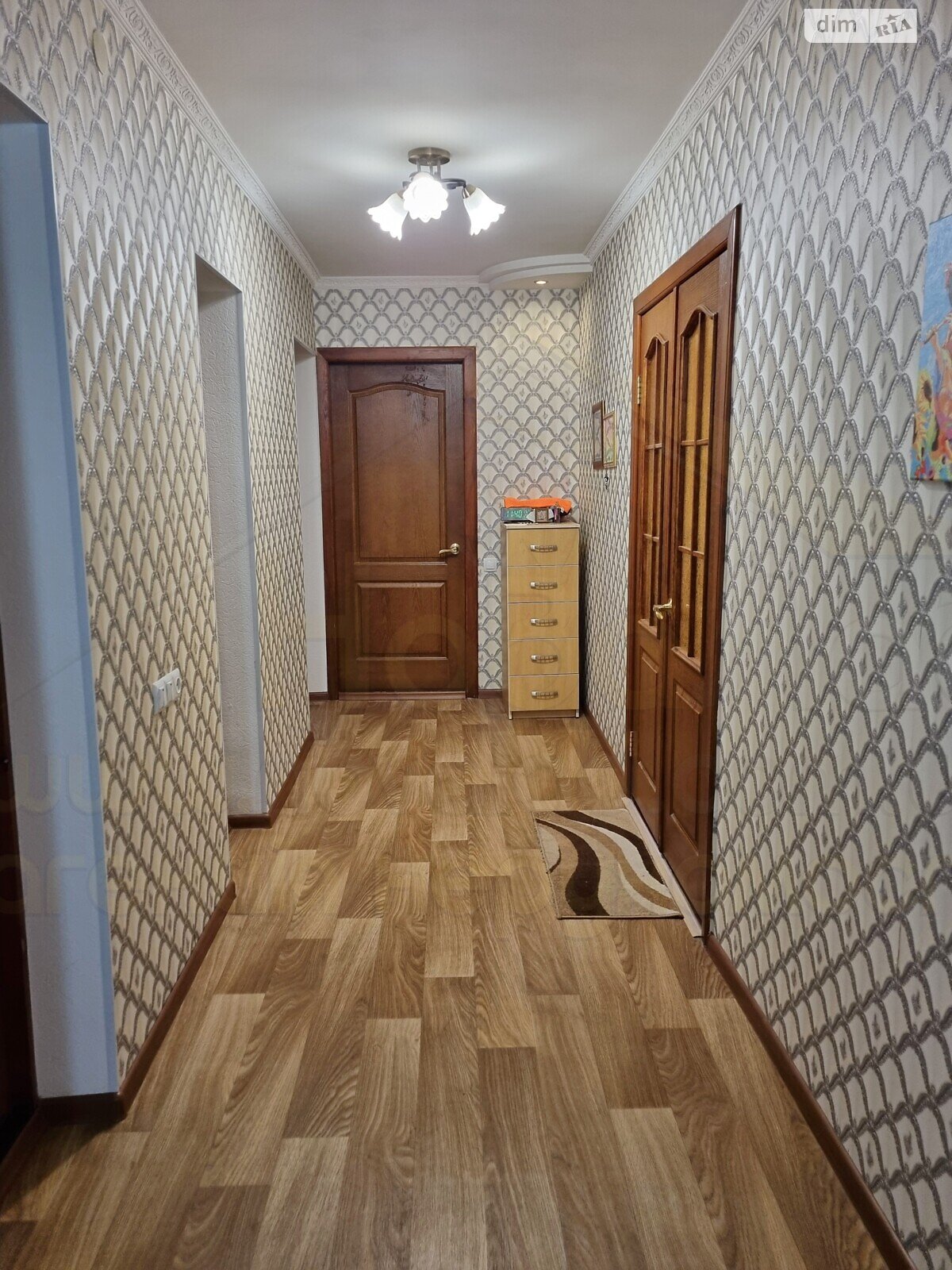 Продаж трикімнатної квартири в Чернігові, на вул. Старобілоуська, район Круг фото 1 Продаж трикімнатної квартири в Чернігові, на вул. Старобілоуська, район Круг фото 1