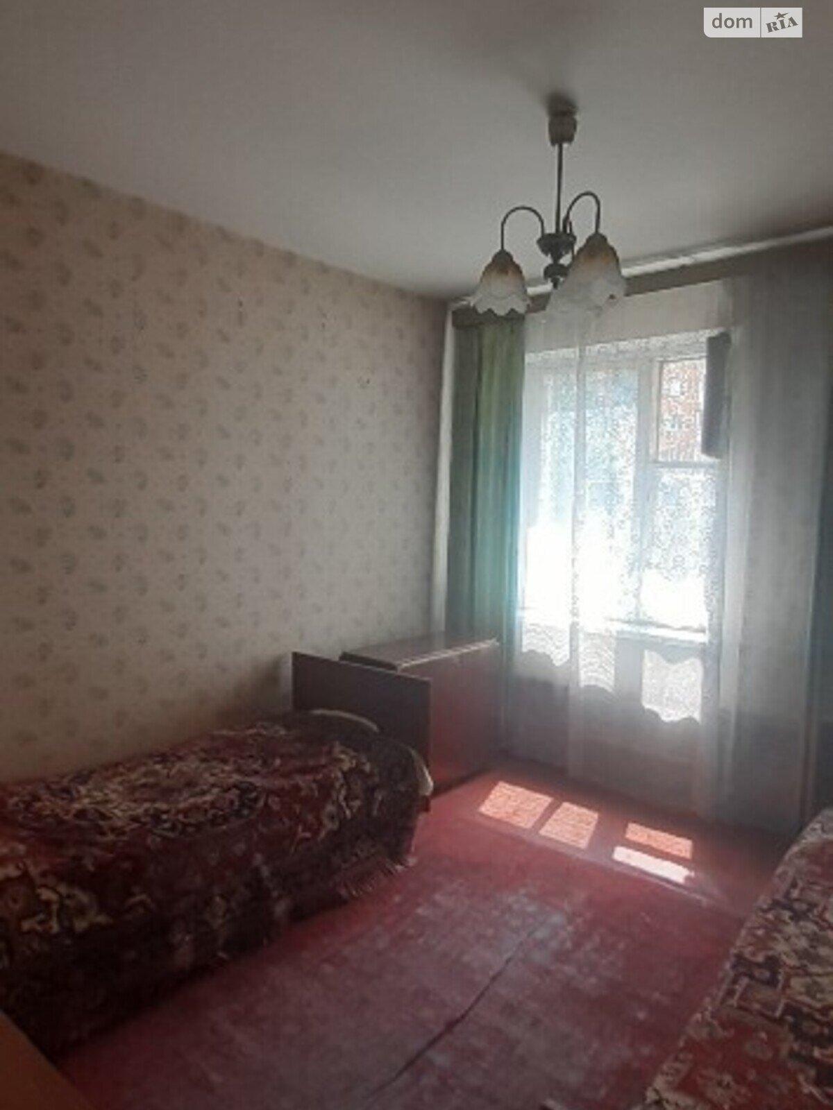 Продаж чотирикімнатної квартири в Чернігові, на вул. Красносільського 71, район Масани фото 1