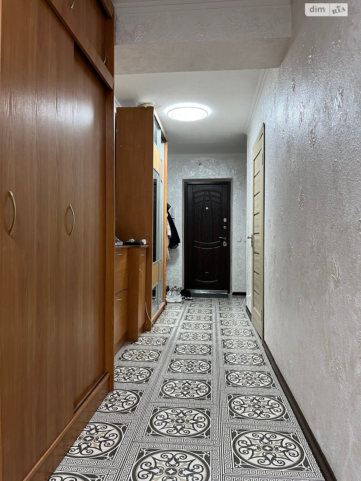 Продажа четырехкомнатной квартиры в Чернигове, на ул. Красносельского, кв. 53, район Масаны фото 1 Продажа четырехкомнатной квартиры в Чернигове, на ул. Красносельского, кв. 53, район Масаны фото 1