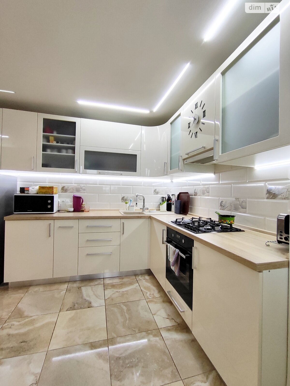 Продажа трехкомнатной квартиры в Чернигове, на ул. Красносельского 37, район Масаны фото 1