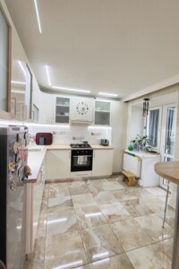 Продажа трехкомнатной квартиры в Чернигове, на ул. Красносельского 37, район Масаны фото 2