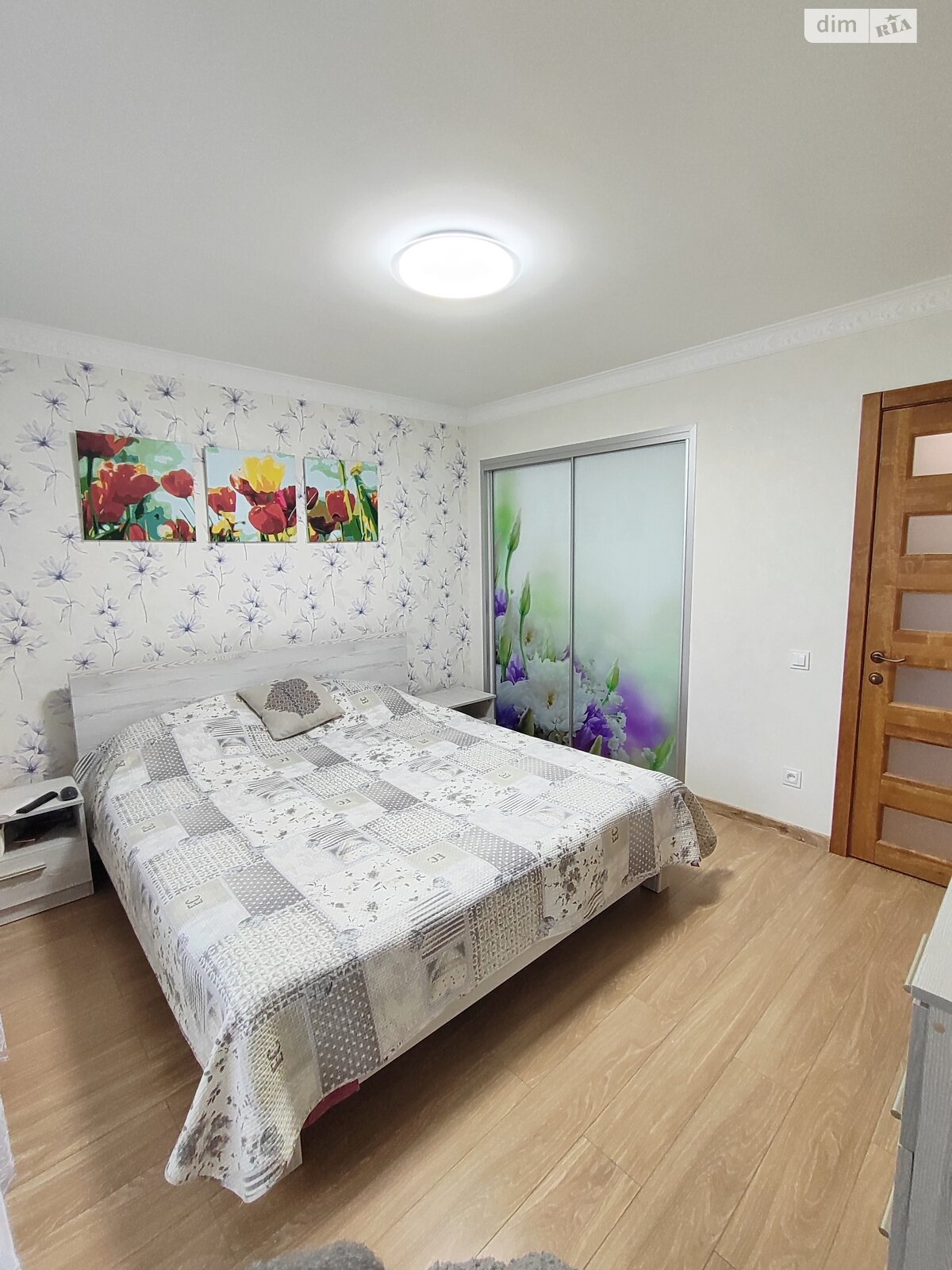 Продажа трехкомнатной квартиры в Чернигове, на ул. Красносельского 37, район Масаны фото 1