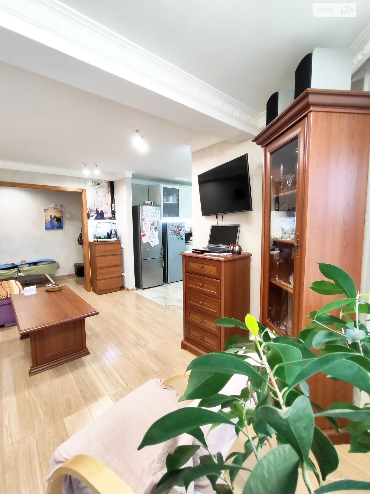 Продажа трехкомнатной квартиры в Чернигове, на ул. Красносельского 37, район Масаны фото 1