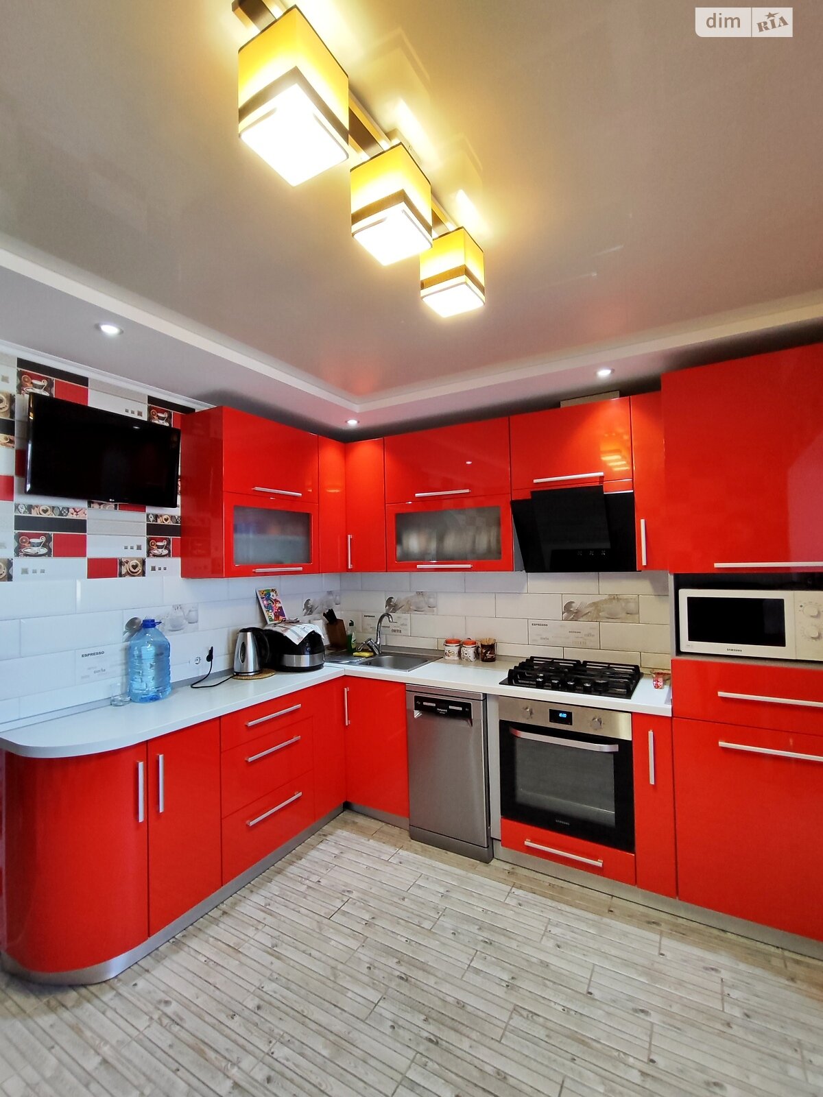 Продажа двухкомнатной квартиры в Чернигове, на ул. Независимости 68, район Масаны фото 1 Продажа двухкомнатной квартиры в Чернигове, на ул. Независимости 68, район Масаны фото 1