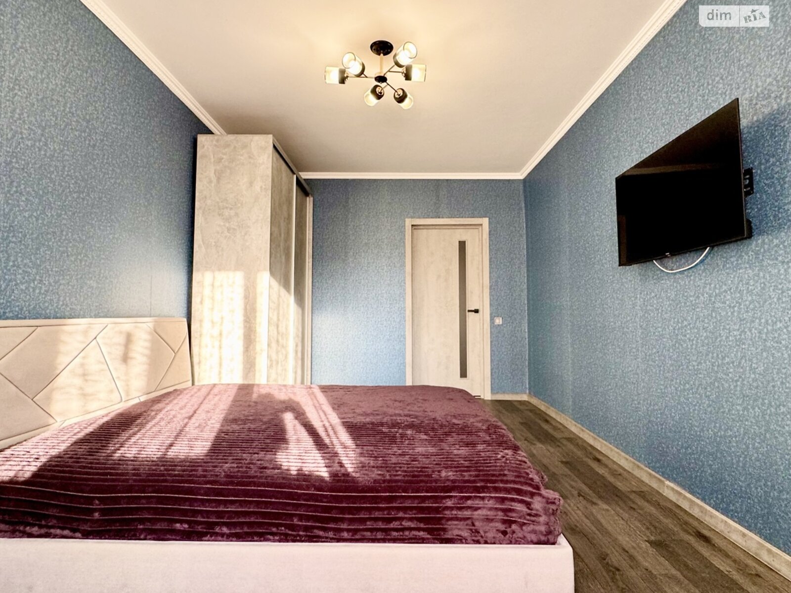 Продажа однокомнатной квартиры в Чернигове, на ул. Независимости 14, район Масаны фото 1