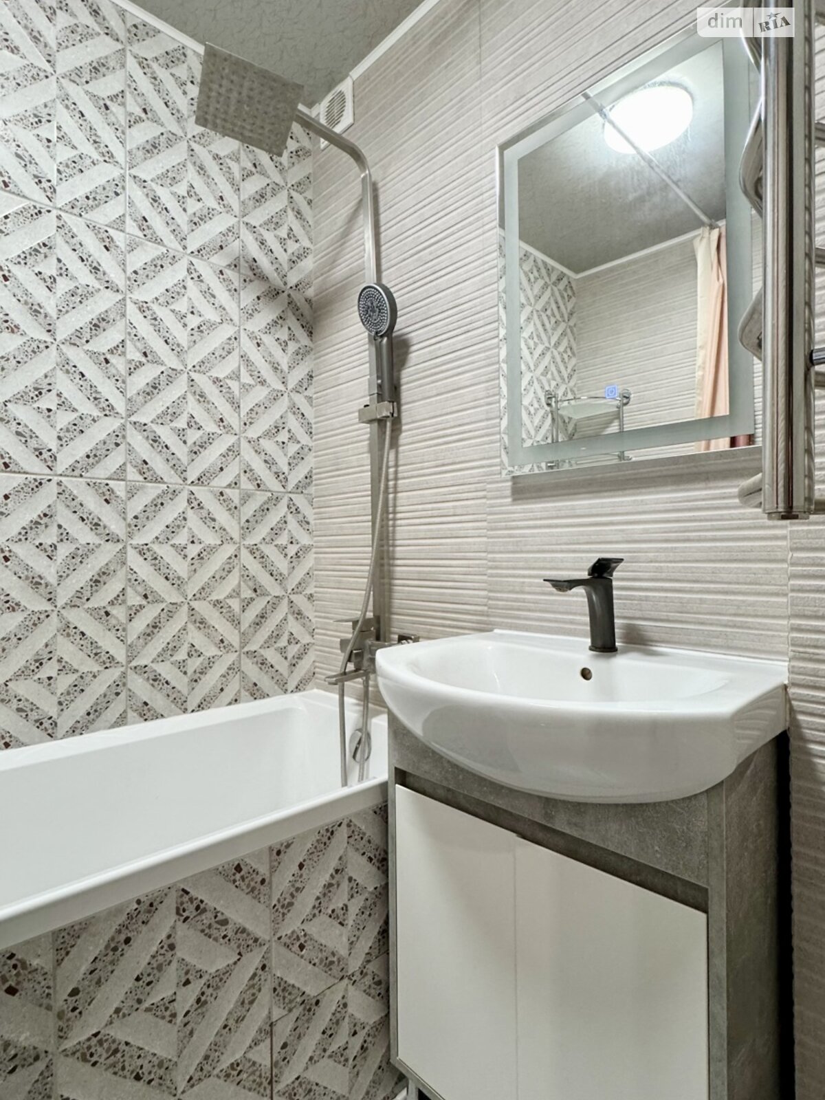 Продажа однокомнатной квартиры в Чернигове, на ул. Независимости 14, район Масаны фото 1