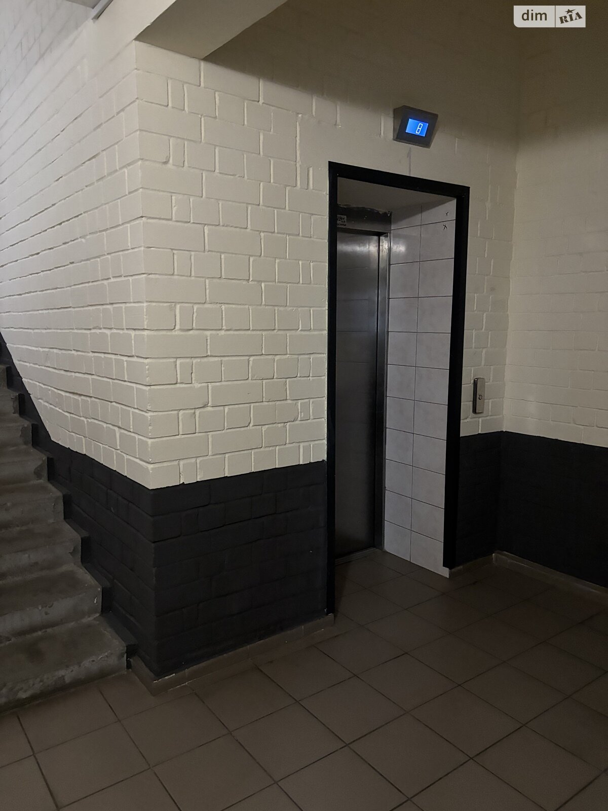 Продажа однокомнатной квартиры в Чернигове, на ул. Независимости 15, район Масаны фото 1