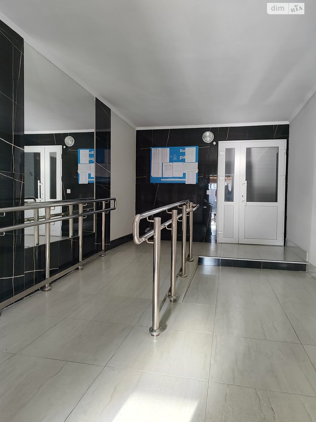 Продажа однокомнатной квартиры в Чернигове, на ул. Независимости 21, район Масаны фото 1