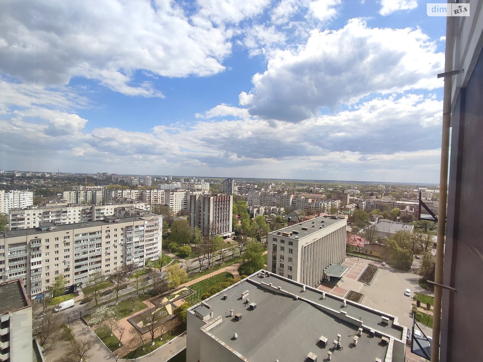 Продажа четырехкомнатной квартиры в Чернигове, на ул. Киевская, район Мегацентр фото 1