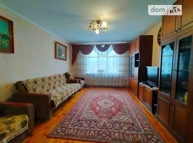 Продажа трехкомнатной квартиры в Чернигове, на ул. Черновола Вячеслава, район Новозаводской фото 1 Продажа трехкомнатной квартиры в Чернигове, на ул. Черновола Вячеслава, район Новозаводской фото 1