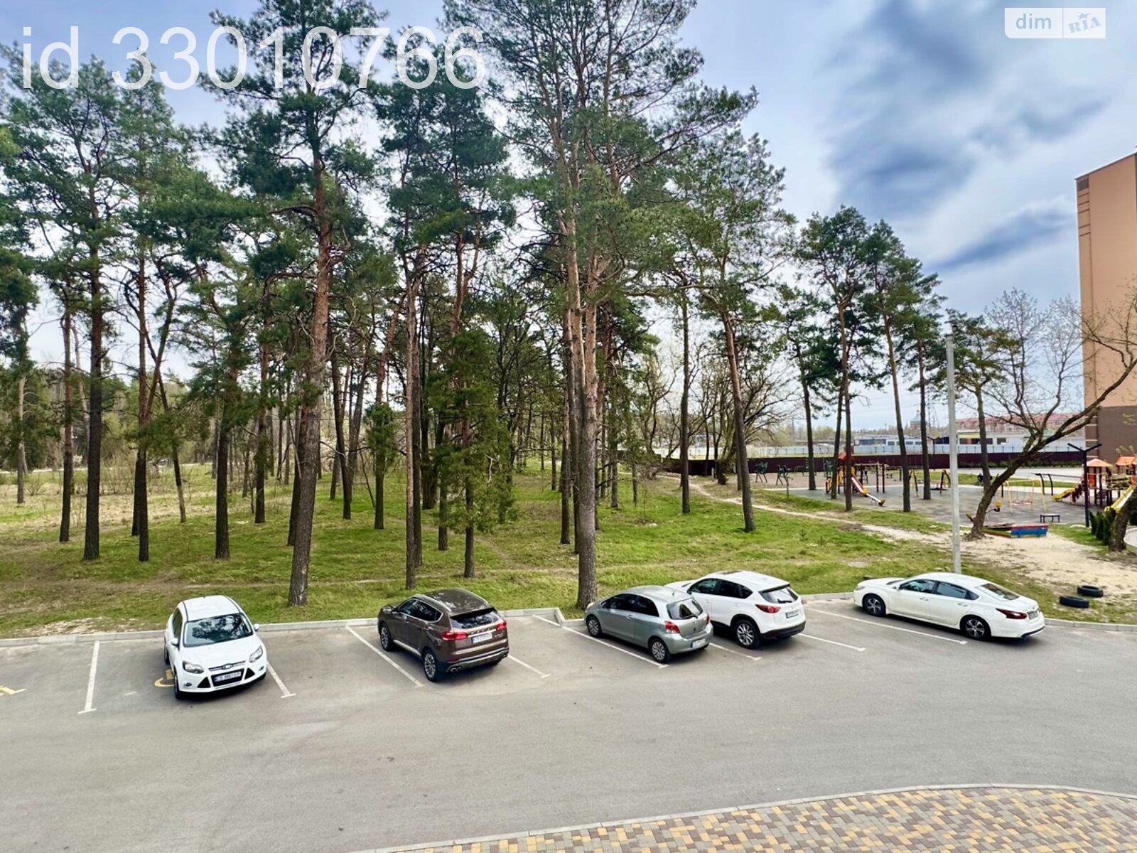 Продаж двокімнатної квартири в Чернігові, на вул. Любецька 104, район Масани фото 1