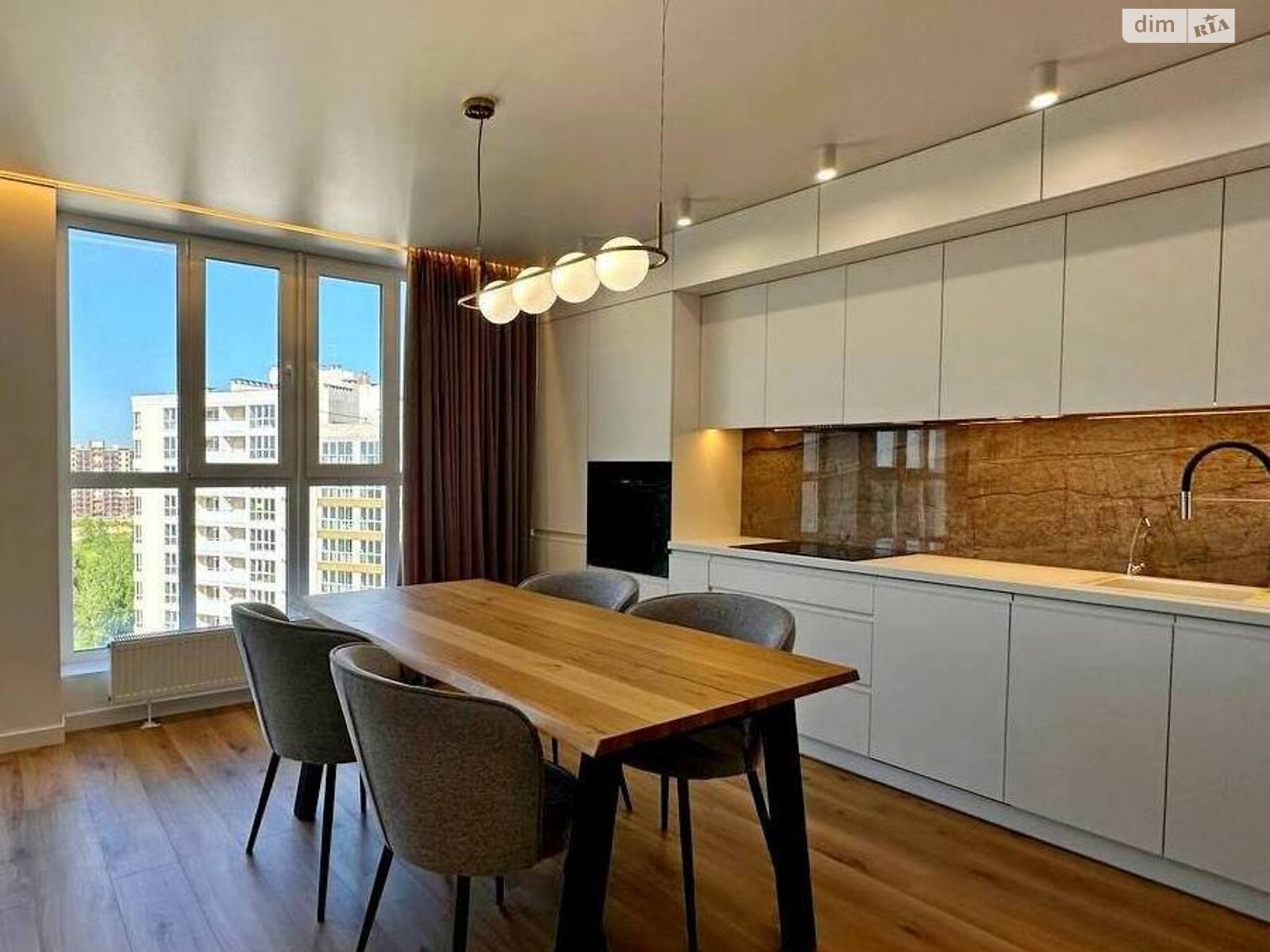 Продажа двухкомнатной квартиры в Чернигове, на ул. Независимости 25, район Новозаводской фото 1 Продажа двухкомнатной квартиры в Чернигове, на ул. Независимости 25, район Новозаводской фото 1