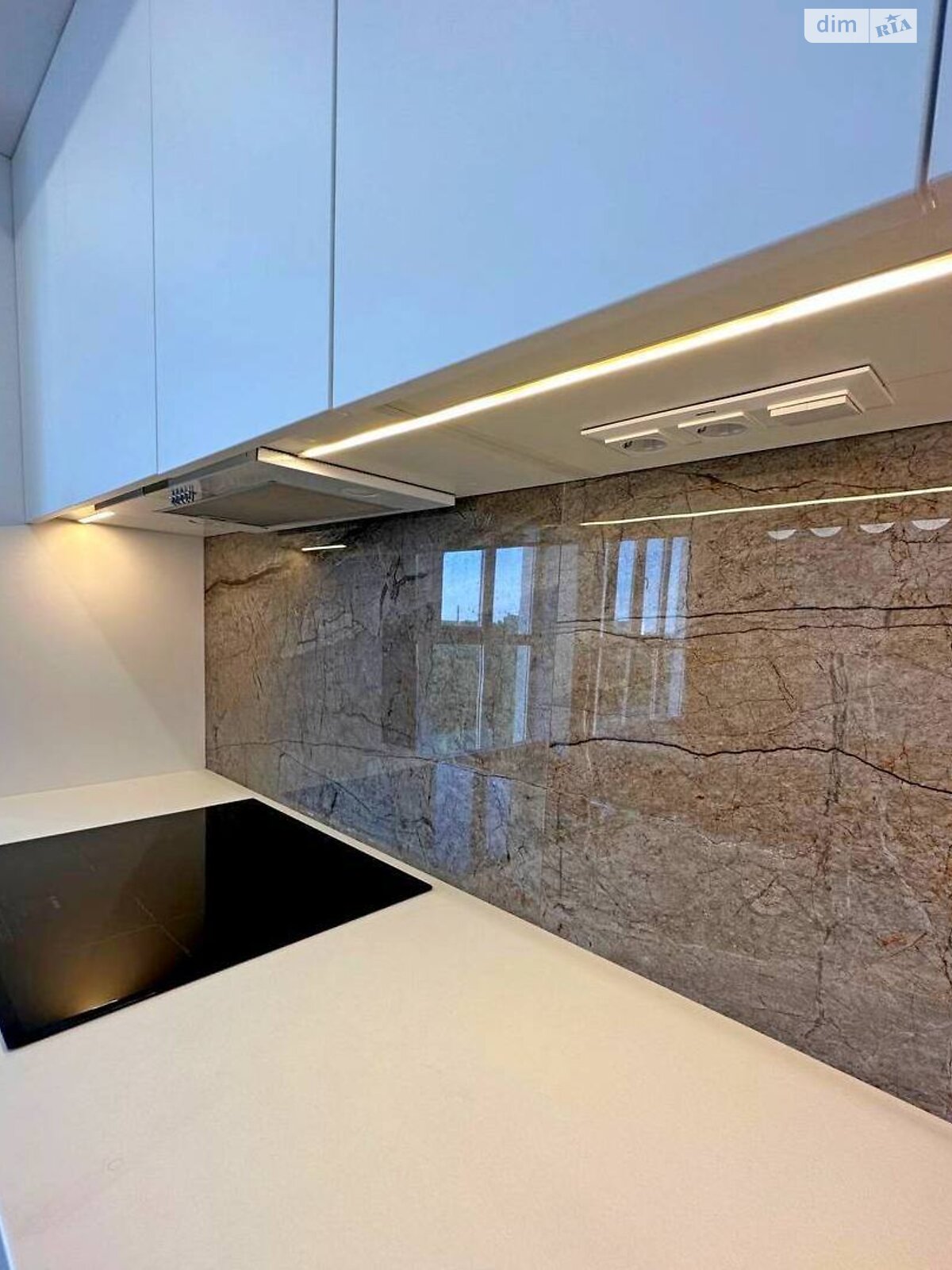 Продажа двухкомнатной квартиры в Чернигове, на ул. Независимости 25, район Новозаводской фото 1 Продажа двухкомнатной квартиры в Чернигове, на ул. Независимости 25, район Новозаводской фото 1