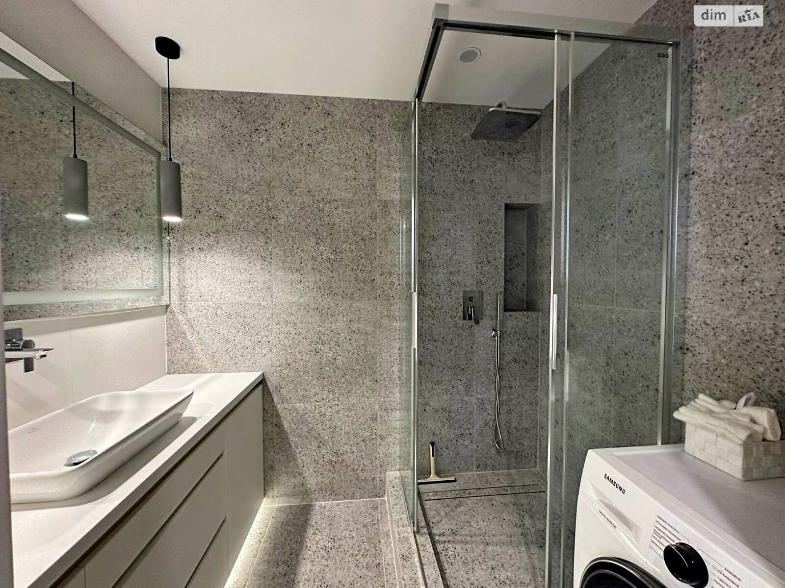 Продажа двухкомнатной квартиры в Чернигове, на ул. Независимости 25, район Новозаводской фото 1 Продажа двухкомнатной квартиры в Чернигове, на ул. Независимости 25, район Новозаводской фото 1