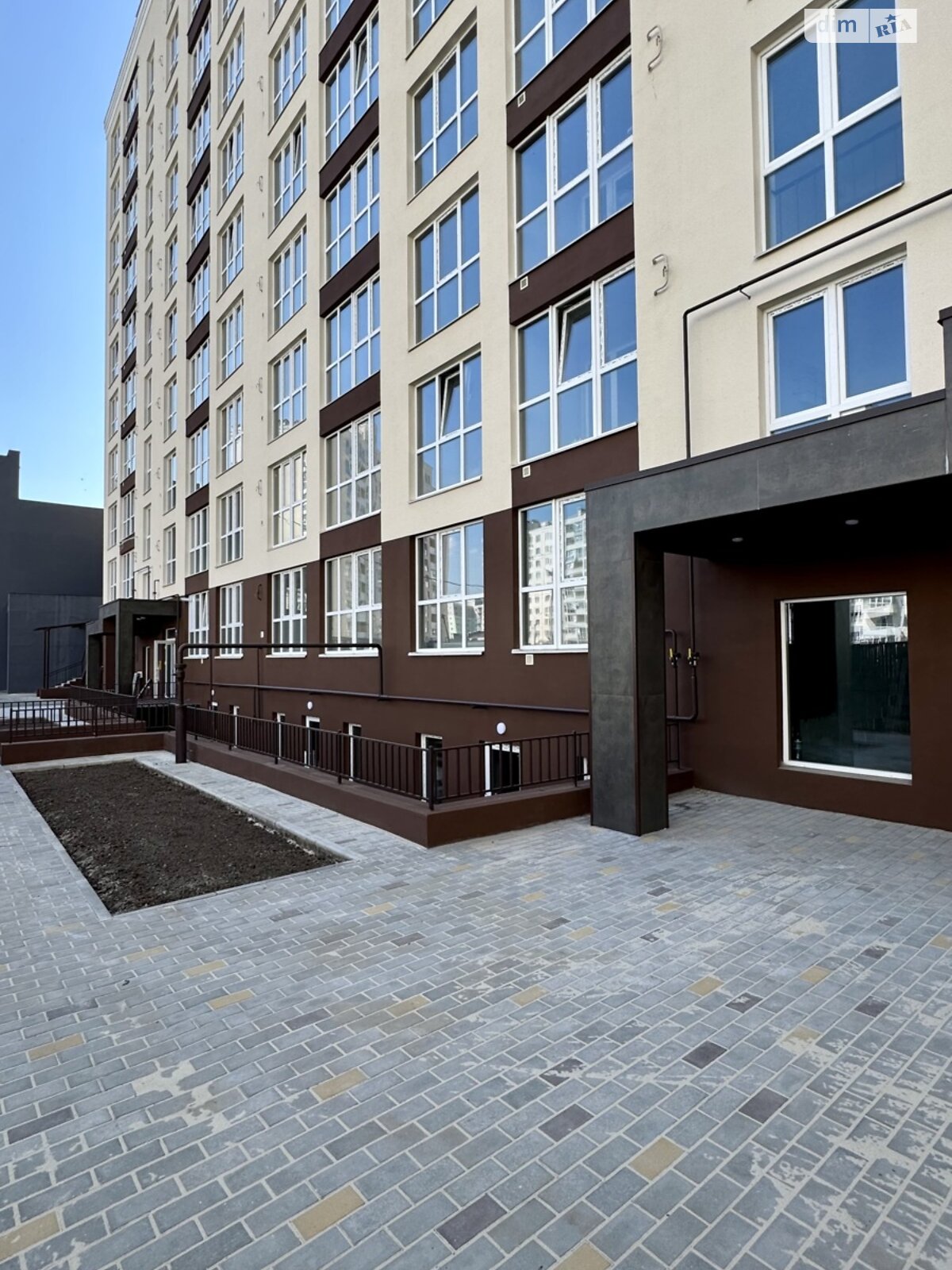 Продажа однокомнатной квартиры в Чернигове, на ул. Независимости 21, район Новозаводской фото 1 Продажа однокомнатной квартиры в Чернигове, на ул. Независимости 21, район Новозаводской фото 1