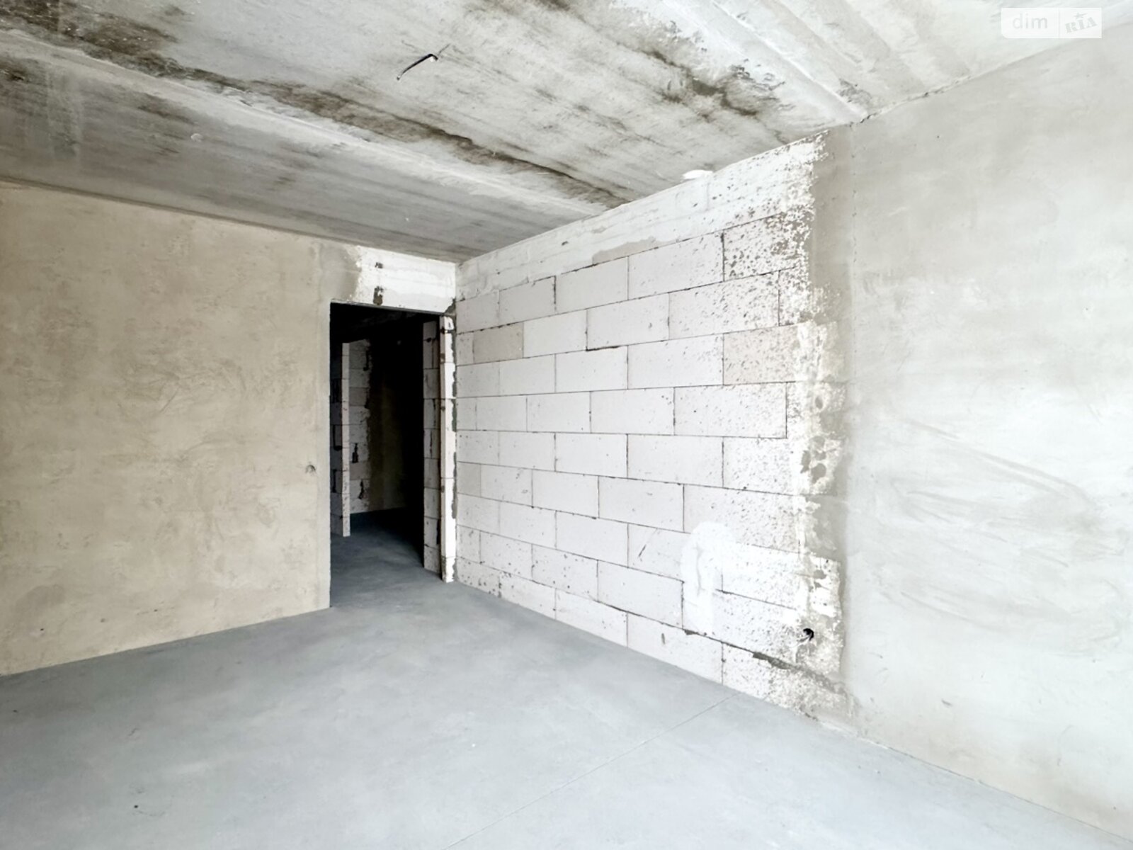 Продажа однокомнатной квартиры в Чернигове, на ул. Независимости 21, район Новозаводской фото 1 Продажа однокомнатной квартиры в Чернигове, на ул. Независимости 21, район Новозаводской фото 1