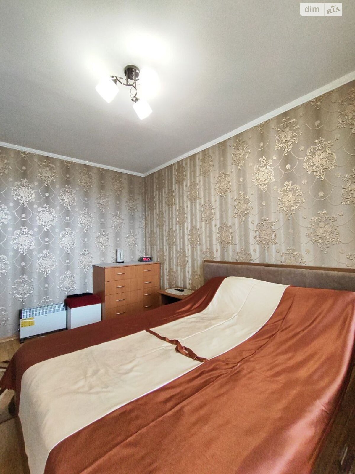 Продажа трехкомнатной квартиры в Чернигове, на ул. Старобелоуская 14В, район Новозаводской фото 1