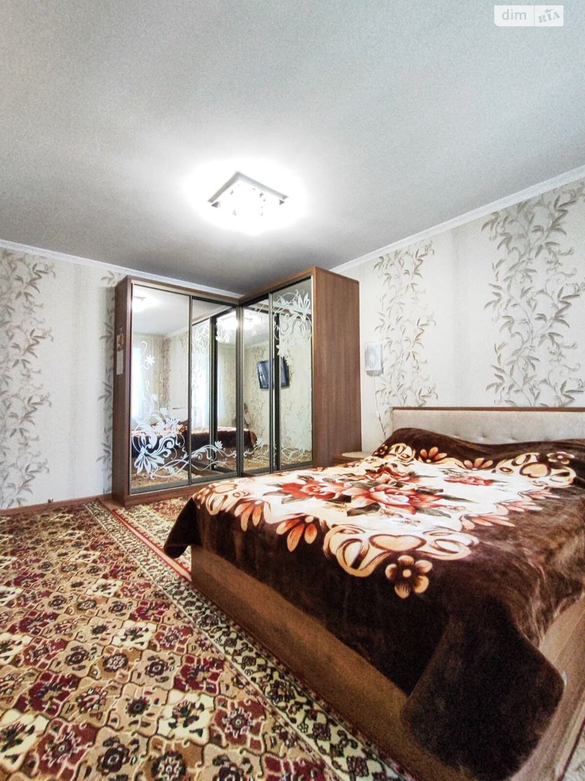 Продажа трехкомнатной квартиры в Чернигове, на ул. Старобелоусская 14В, район Новозаводской фото 1