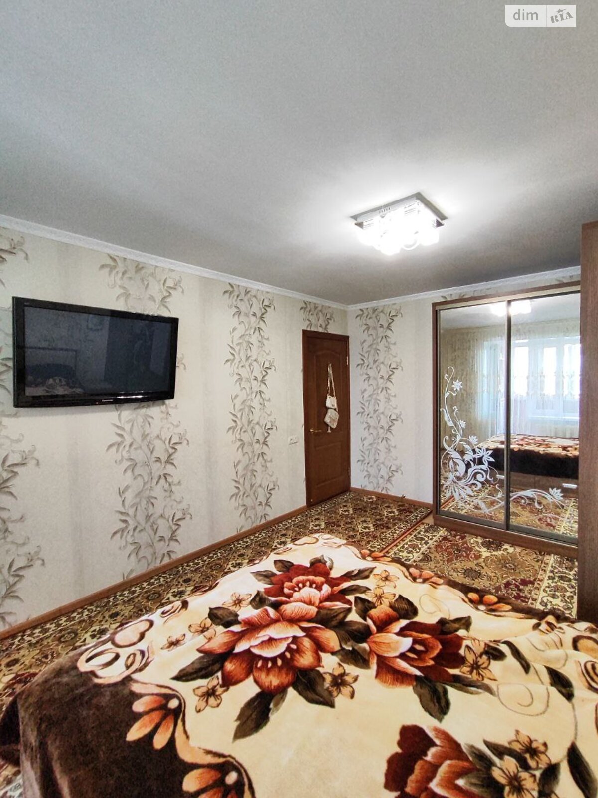 Продажа трехкомнатной квартиры в Чернигове, на ул. Старобелоусская 14В, район Новозаводской фото 1