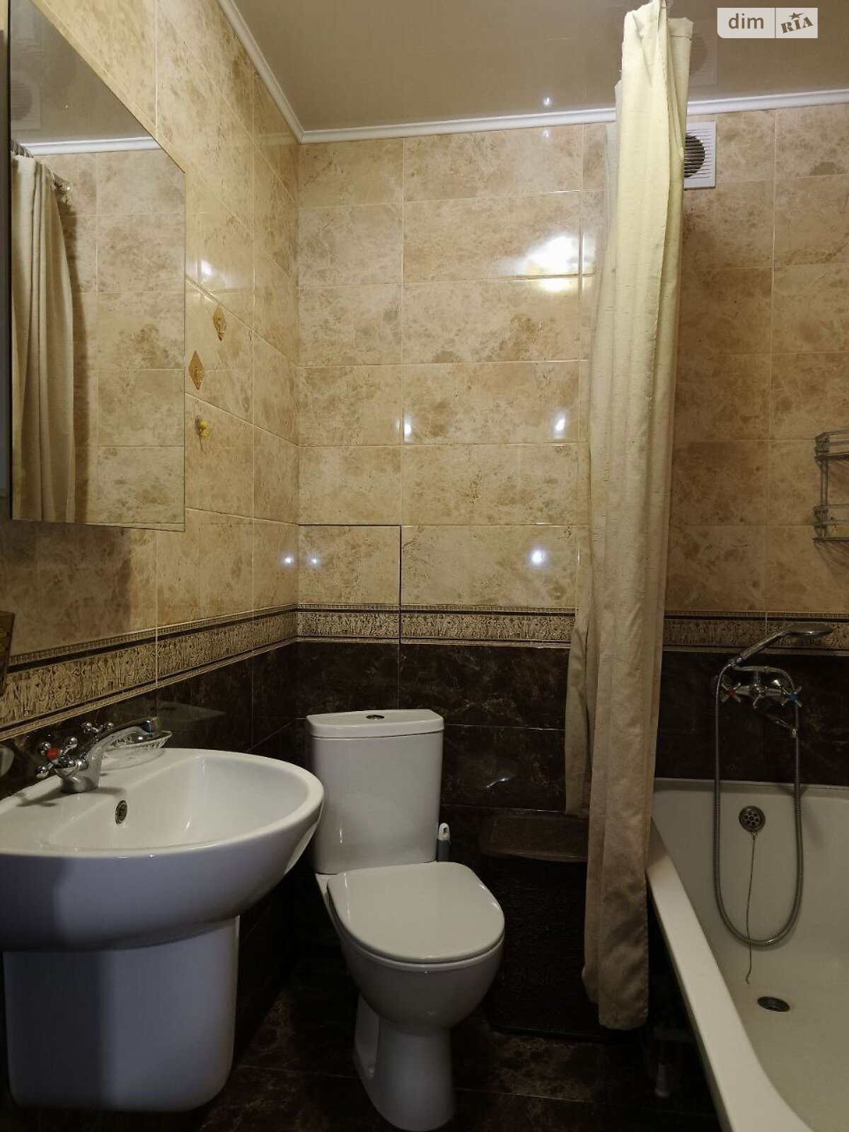 Продажа двухкомнатной квартиры в Чернигове, на ул. Степана Бандеры 31Б, район Новозаводской фото 1