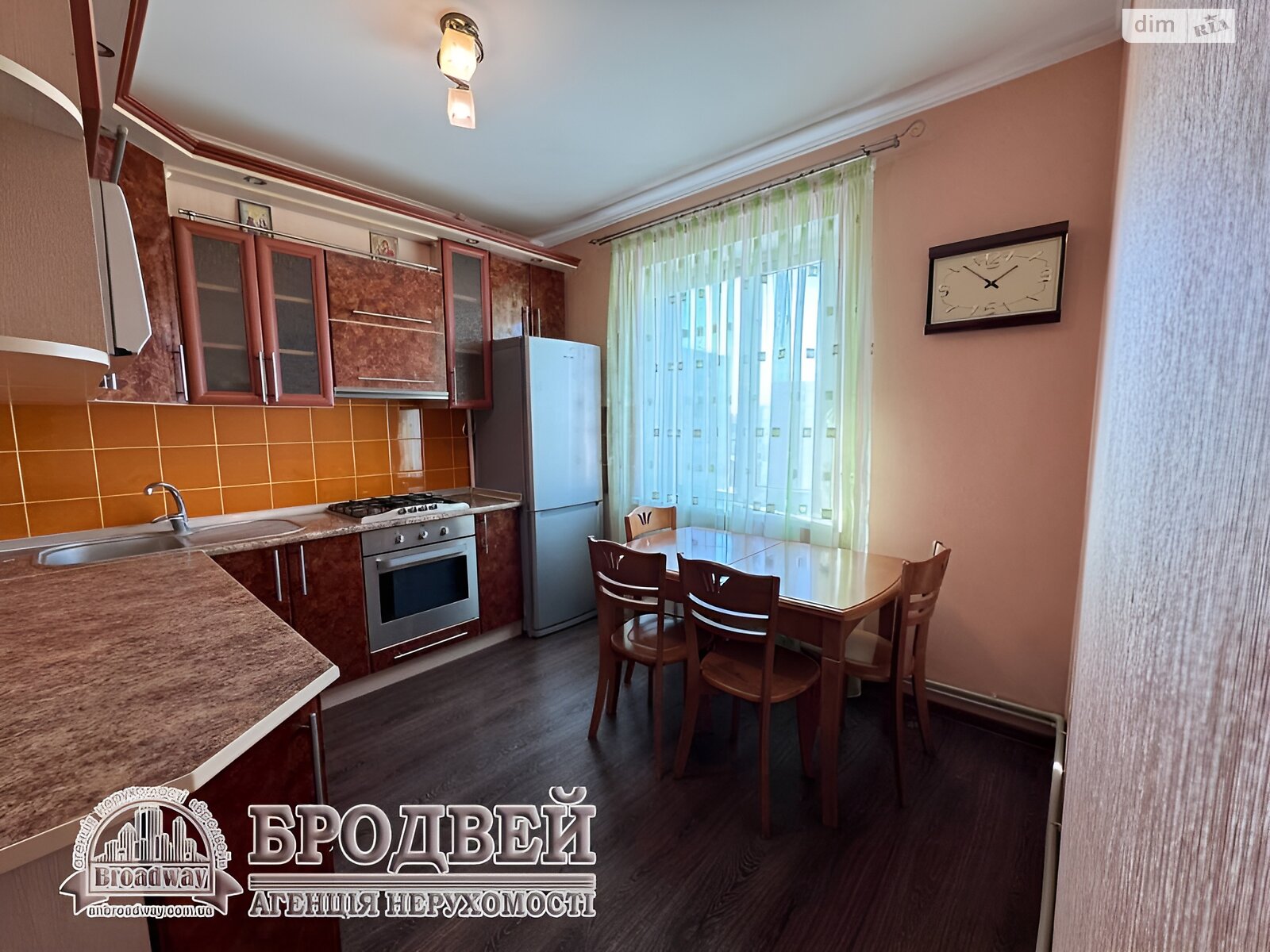 Продаж трикімнатної квартири в Чернігові, на вул. Курсанта Єськова 4, район Ремзавод фото 1 Продаж трикімнатної квартири в Чернігові, на вул. Курсанта Єськова 4, район Ремзавод фото 1