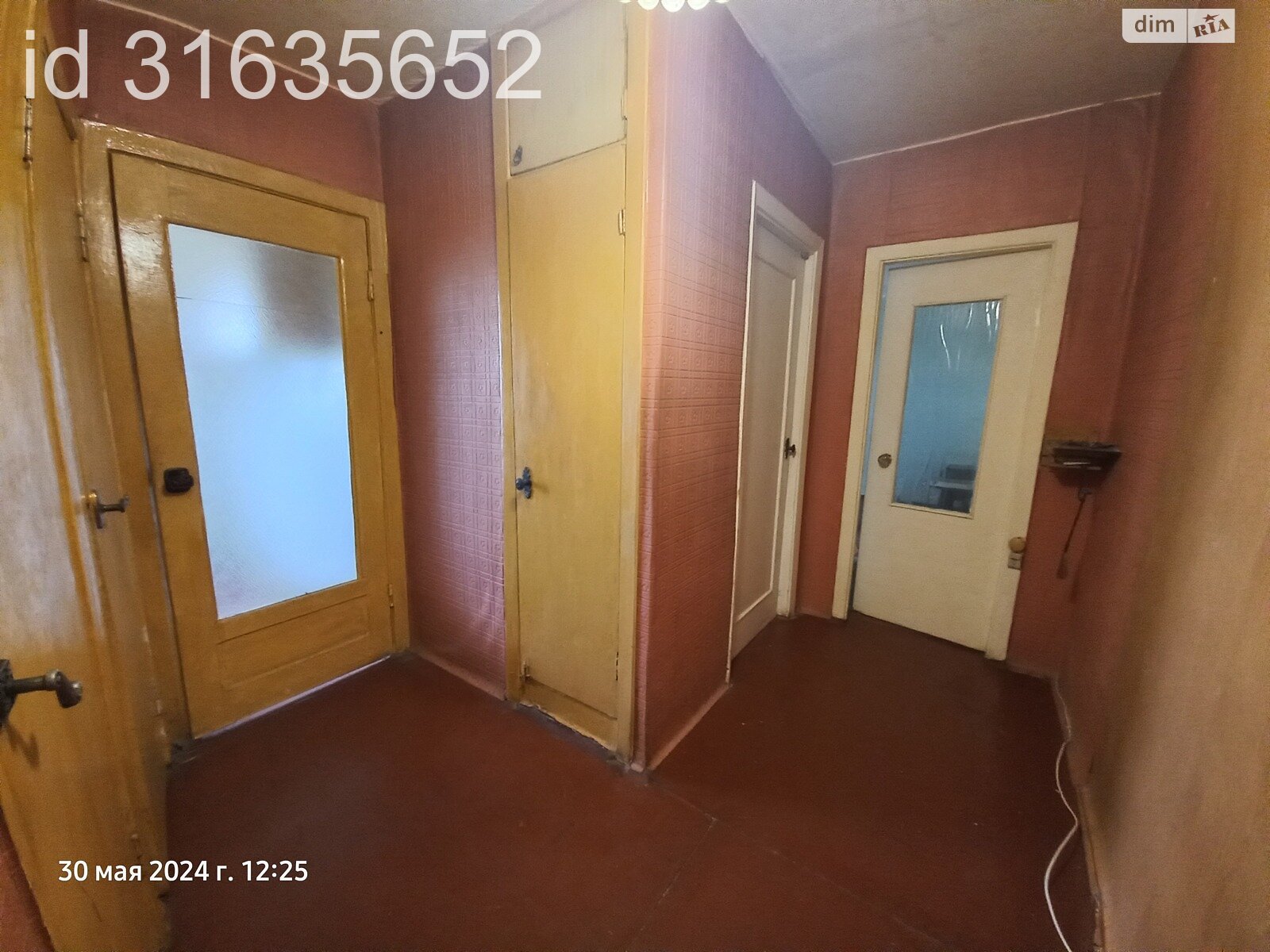 Продажа трехкомнатной квартиры в Чернигове, на ул. Загриваного Максима, район Новозаводской фото 1