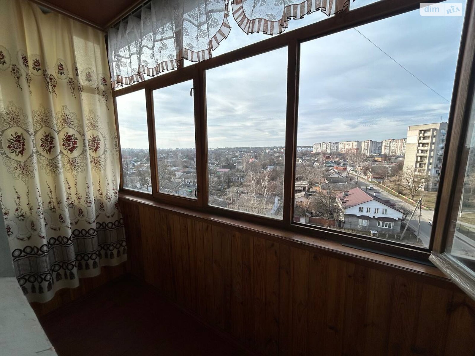 Продажа трехкомнатной квартиры в Чернигове, на просп. Победы 162, район Рокоссовского фото 1