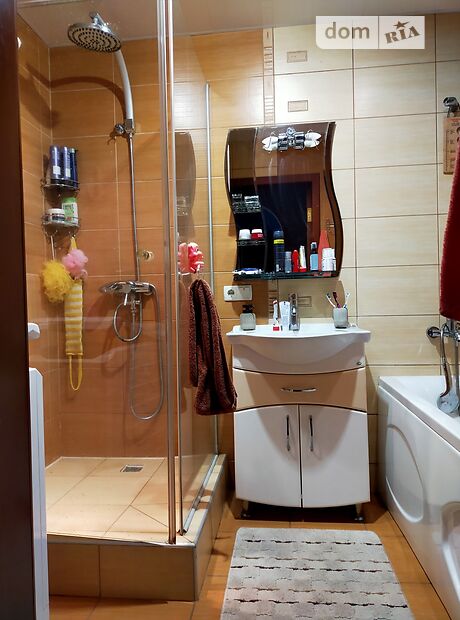 Продажа трехкомнатной квартиры в Чернигове, на ул. Рокоссовского, район Рокоссовского фото 1 Продажа трехкомнатной квартиры в Чернигове, на ул. Рокоссовского, район Рокоссовского фото 1