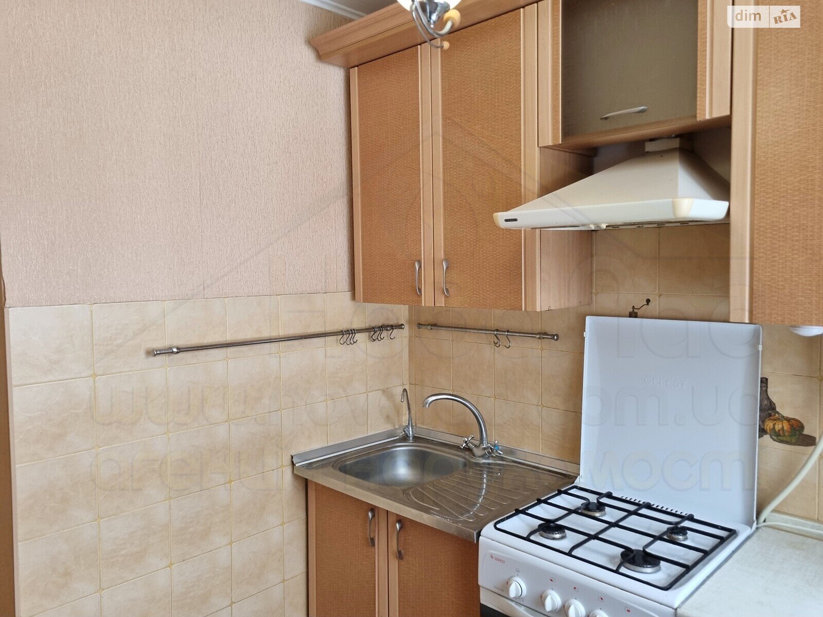 Продажа трехкомнатной квартиры в Чернигове, на ул. Защитников Украины, район Рокоссовского фото 1