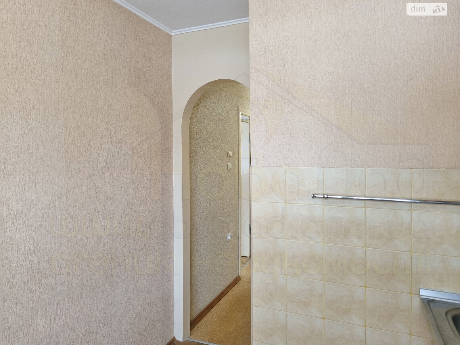 Продажа трехкомнатной квартиры в Чернигове, на ул. Защитников Украины, район Рокоссовского фото 1