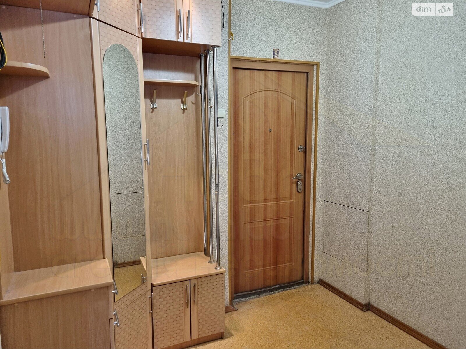 Продажа трехкомнатной квартиры в Чернигове, на ул. Защитников Украины, район Рокоссовского фото 1