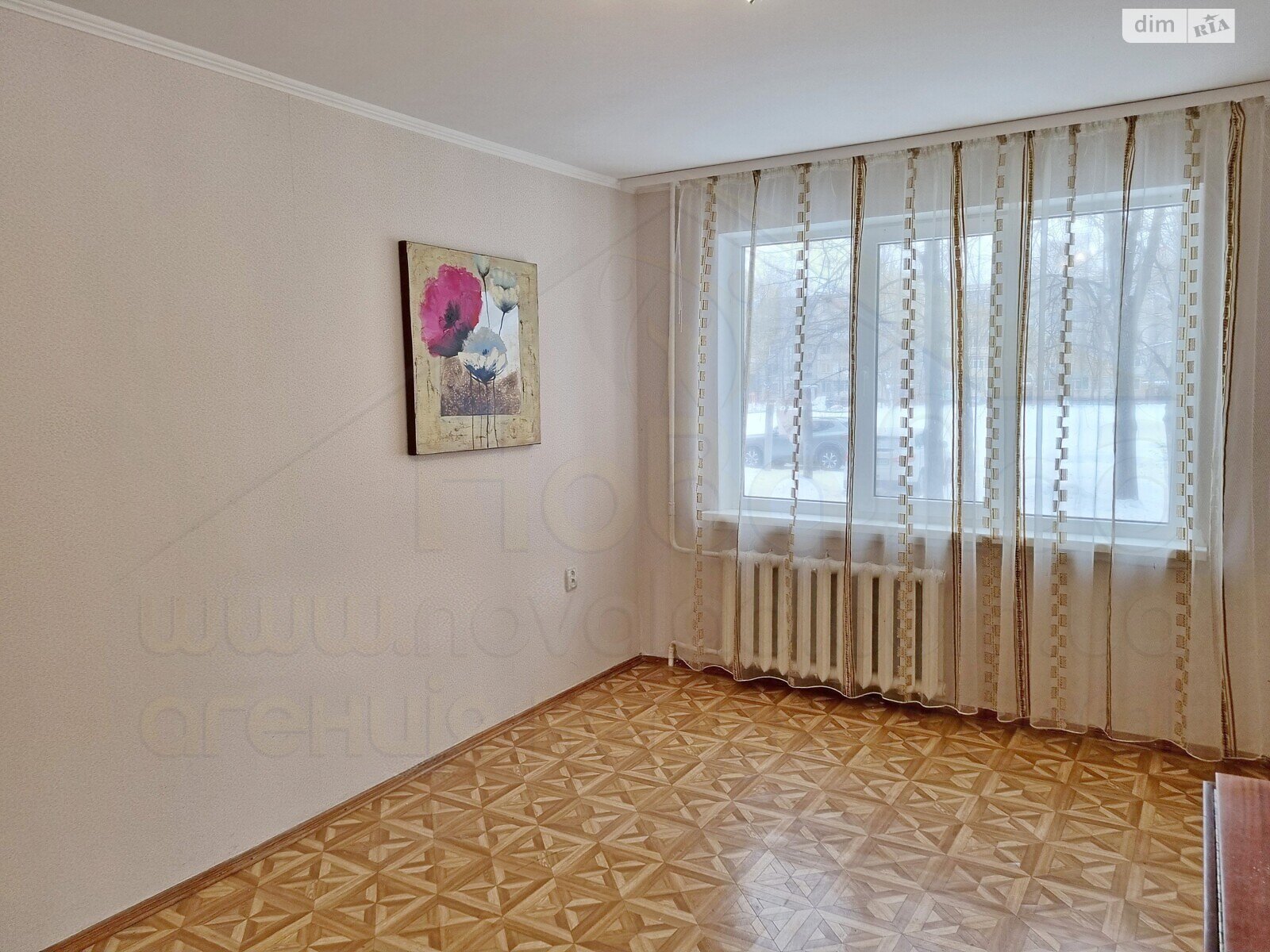 Продажа трехкомнатной квартиры в Чернигове, на ул. Защитников Украины, район Рокоссовского фото 1