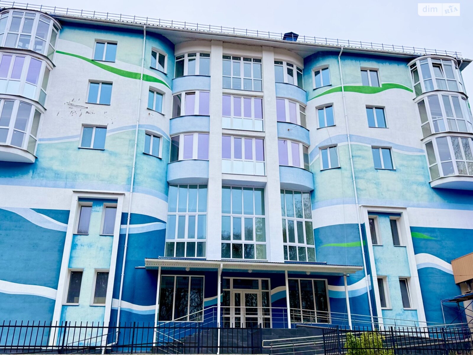 Продаж двокімнатної квартири в Чернігові, на вул. Паркова 7Д, район Савчук фото 1